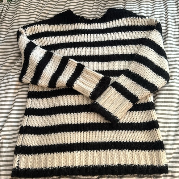 Zara Sweater knitted - Picture 4 of 6